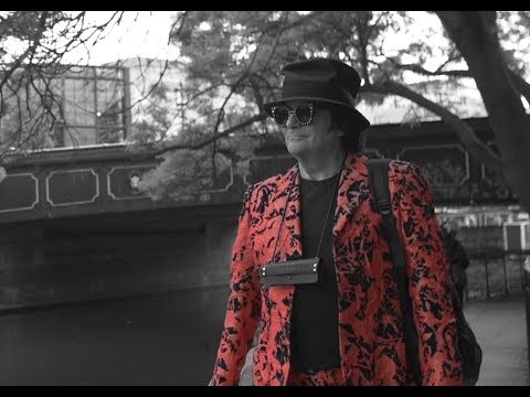 Renato Zero – Mai più da soli – Official Videoclip (Album Zero il Folle – 2019)