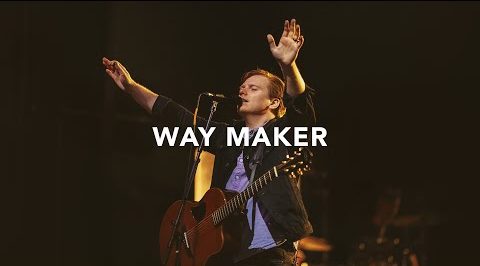 Leeland – Creatore di vie – Way Maker (Official Live Video)